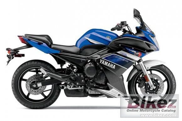 2013 Yamaha FZ6R photo